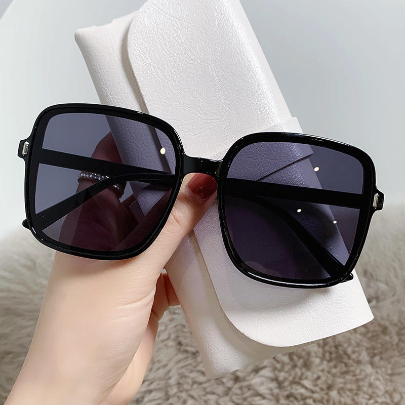 unglasses Ladies Trend Fashion Anti-UV Retro Women Oversized Sun Glasses Square Shades