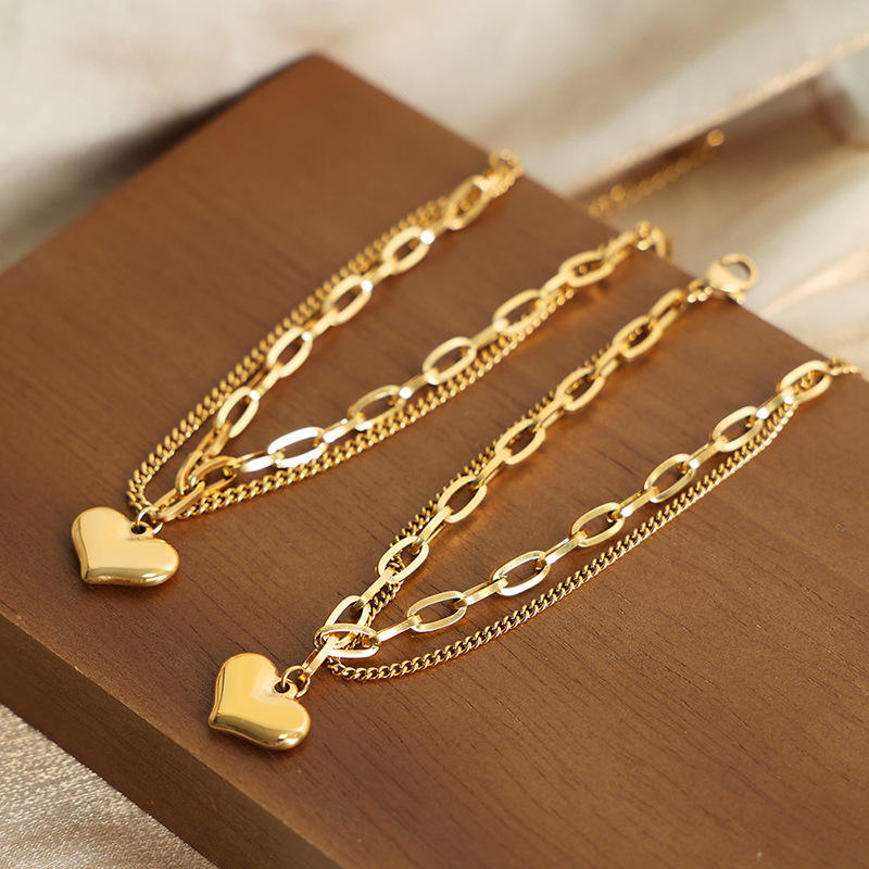 Fashion Stainless Steel Beaded Bracelets with Gold Plating Charms Love Pendant Bracelet for Women