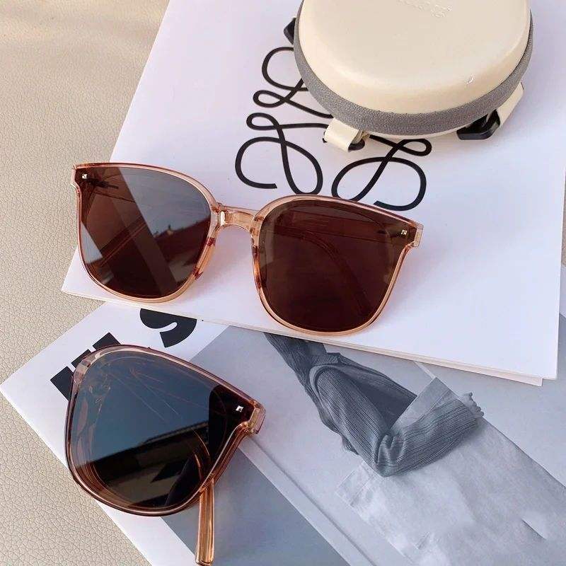 New Fashion Foldable Women's Sunglasses UV400 Protected