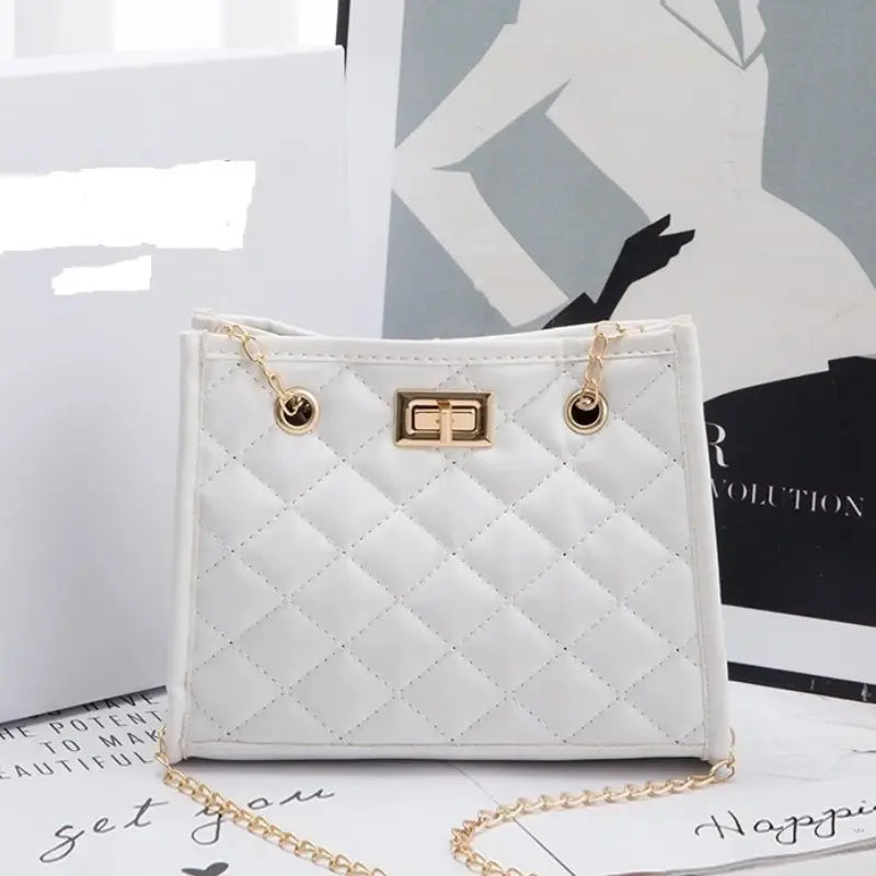Women chain simple shoulder bags