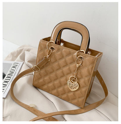 Peach Heart Pendant Single-shoulder Purses Solid Color Handbags Chain Shoulder Bag for Women handbags for women