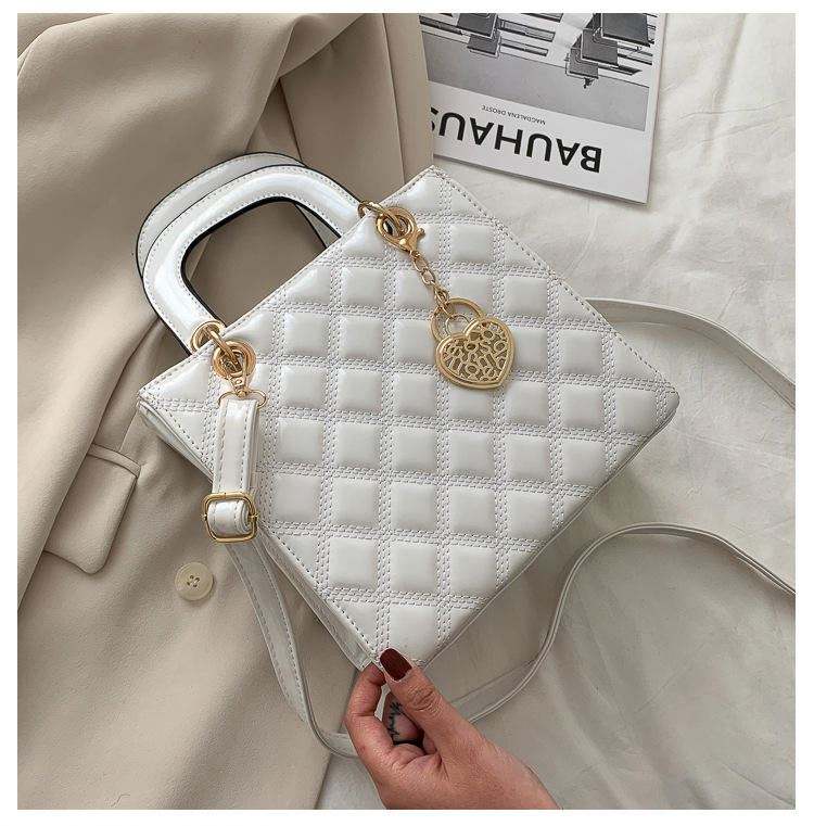 Peach Heart Pendant Single-shoulder Purses Solid Color Handbags Chain Shoulder Bag for Women handbags for women