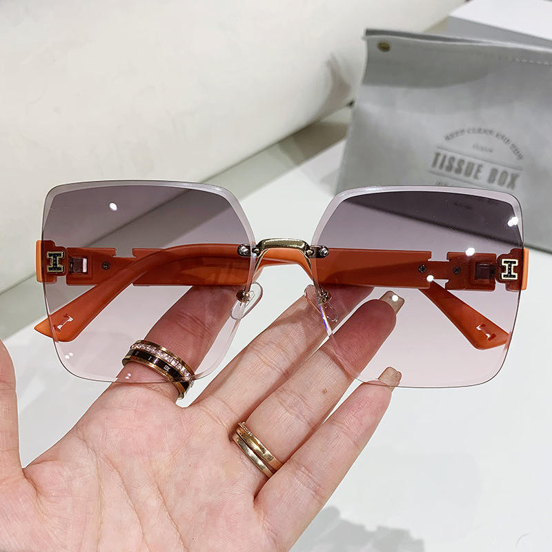 Vintage Women's Sun Glasses Custom Logo Branded Luxury Rimless