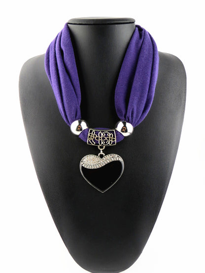 Women's Fashion Simple Heart-shaped Pendant Scarf